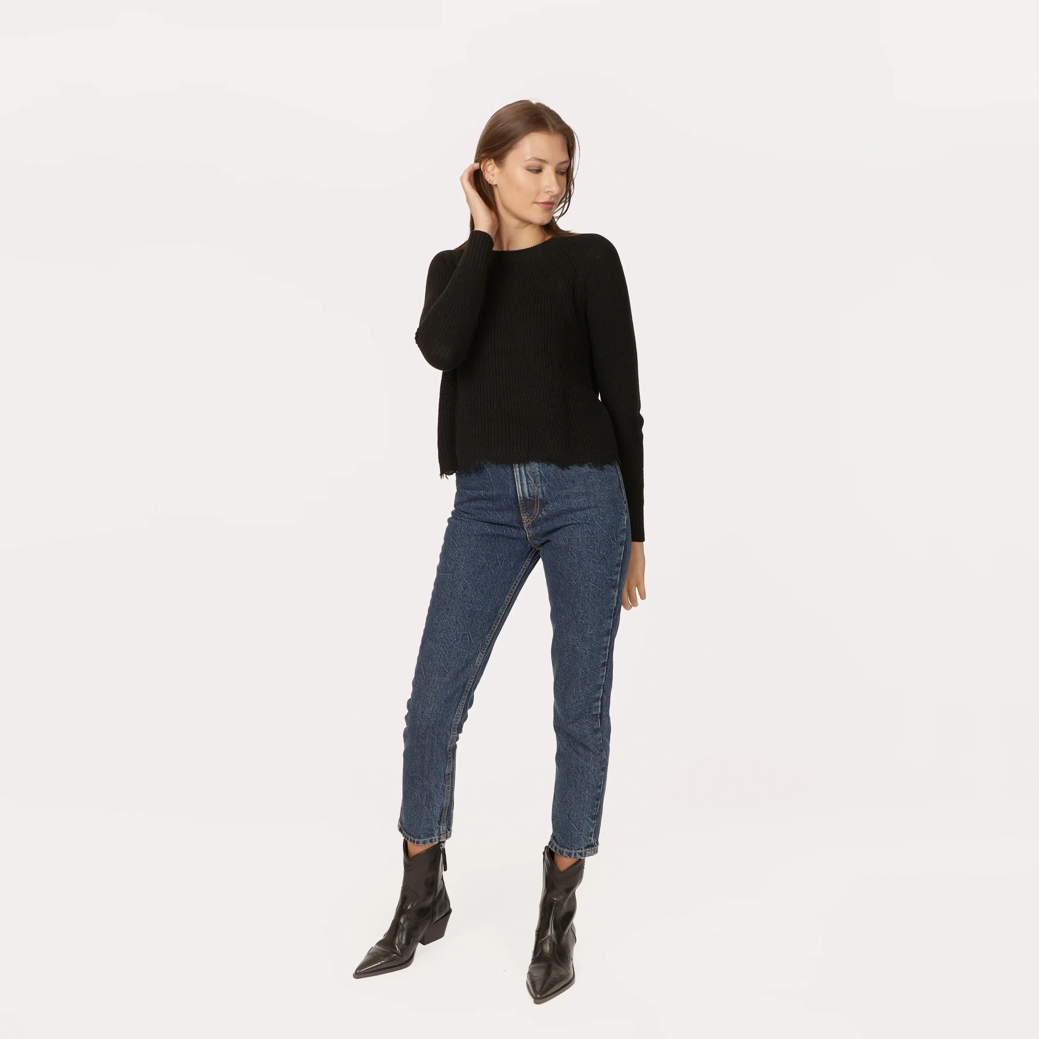 autumn cashmere distressed scallop shaker in black