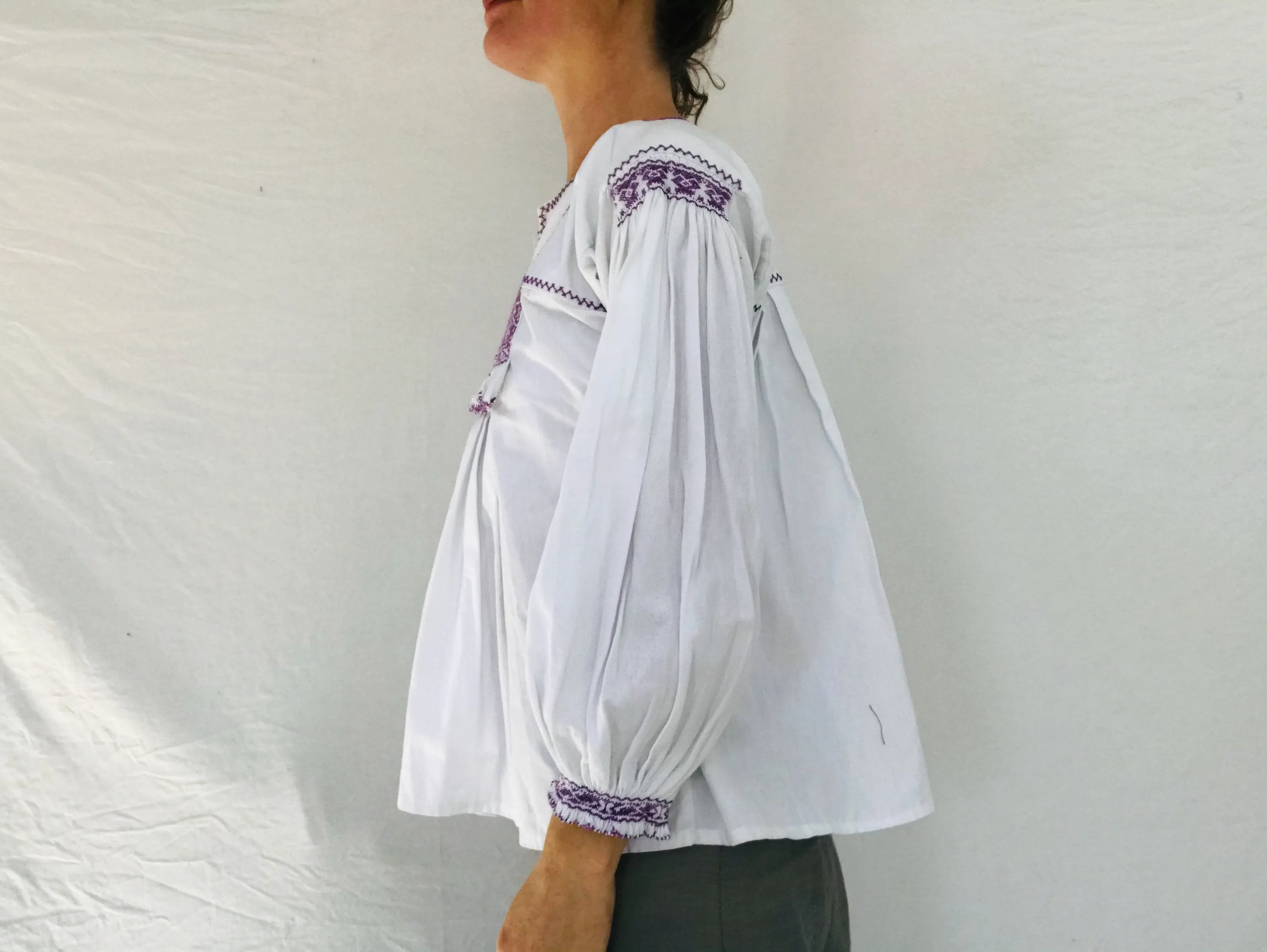 Hand-Embroidered Nahua Blouse. Pepenado. Puebla, Mexico